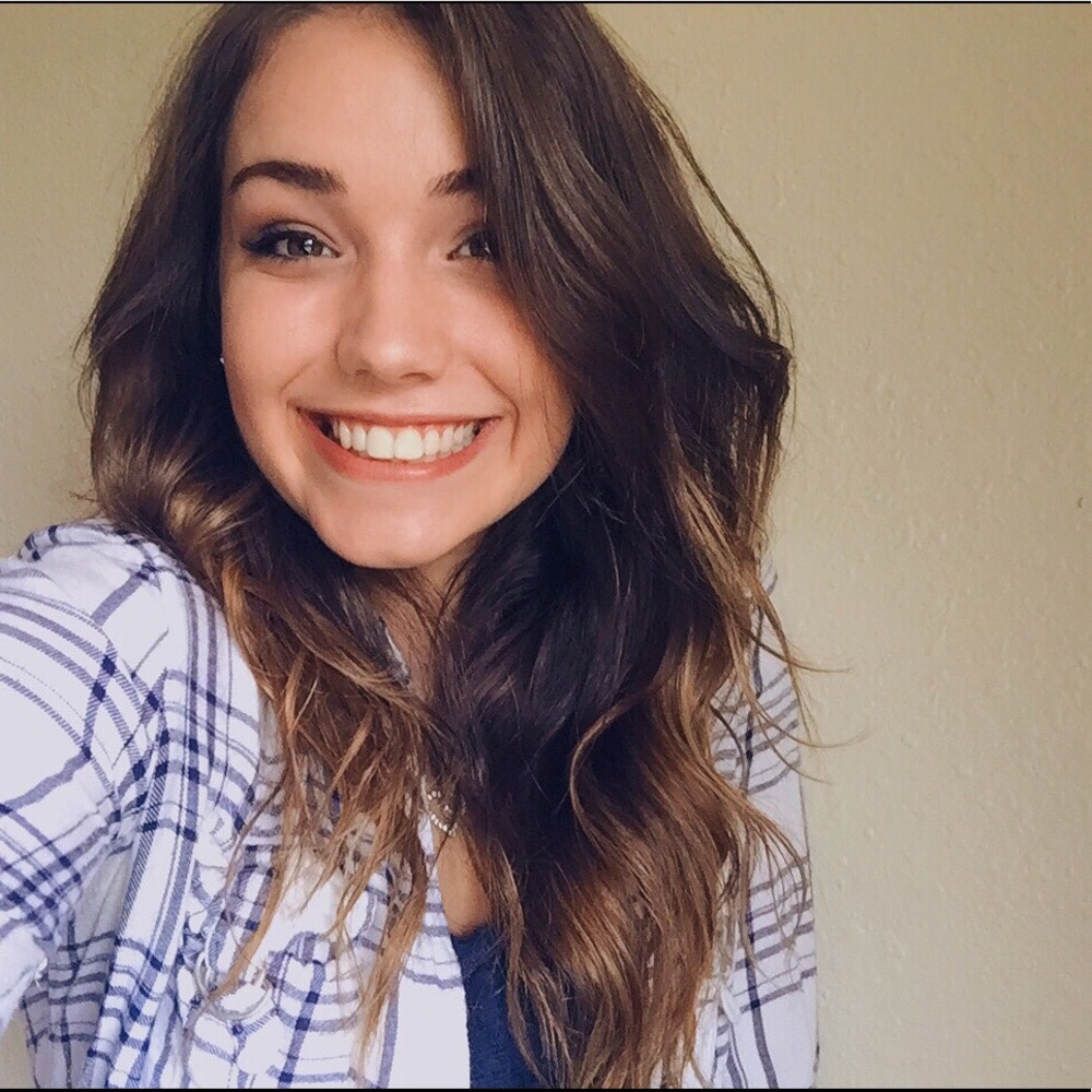 Meet your Posher, Kayli